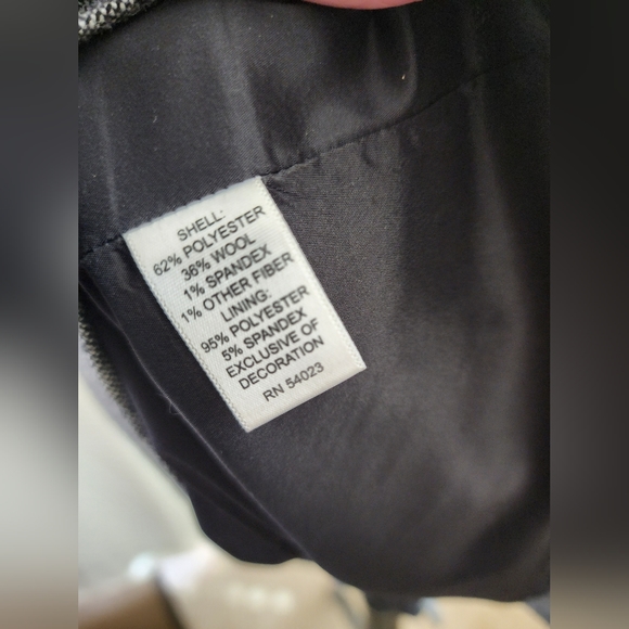 Banana Republic Women's Black and Grey Wool blend Knee Length Dress size 2 - Picture 5 of 6